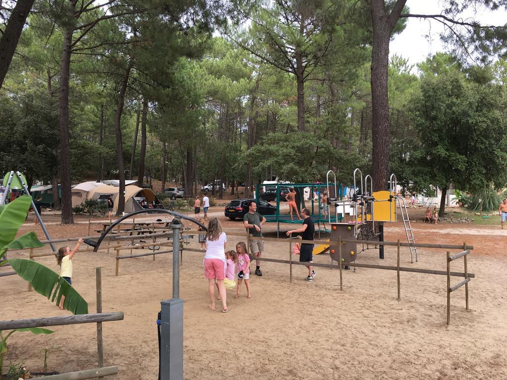 Camping La Simioune En Provence Bollène Eksteriør bilde